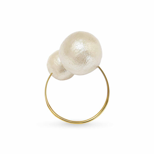 Cotton pearl ring by Anq